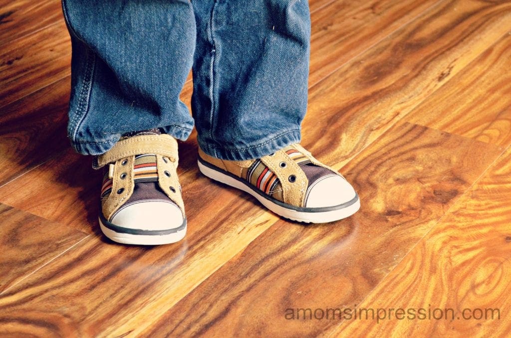 How to clean pediped deals shoes