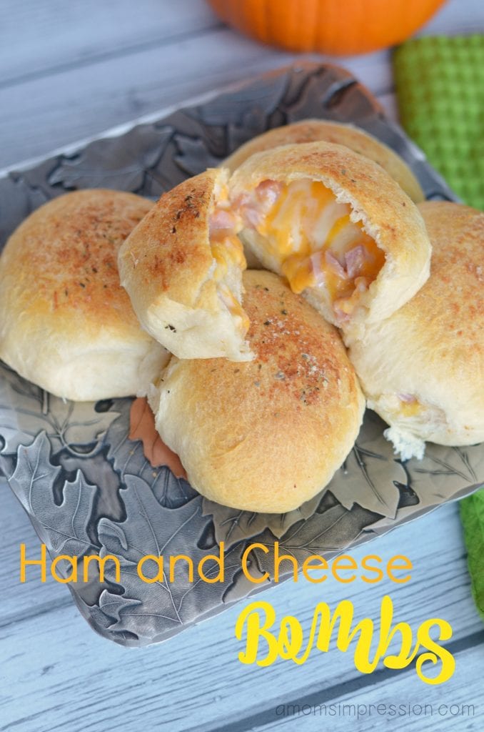 Looking for an alternative to ham and cheese sliders? These ham and cheese bombs recipes are delicious and perfect as an appetizer for your next party. They are simple and easy to bake in the oven and everyone loves them. 