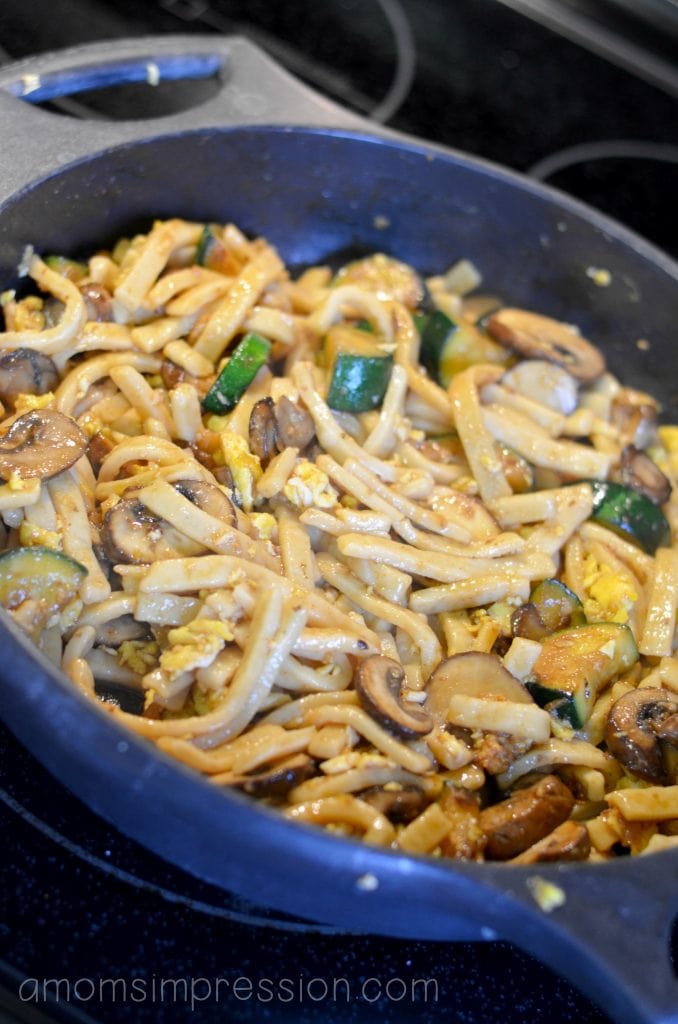 spicy noodles with mushrooms