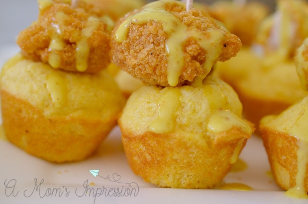 chicken-and-cornbread-bites-with-homemade-honey-mustard-sauce