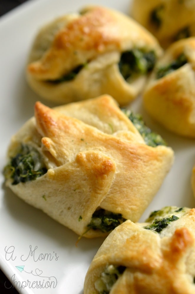 SPINACH CRESCENT ROLL APPETIZERS - A Mom's Impression