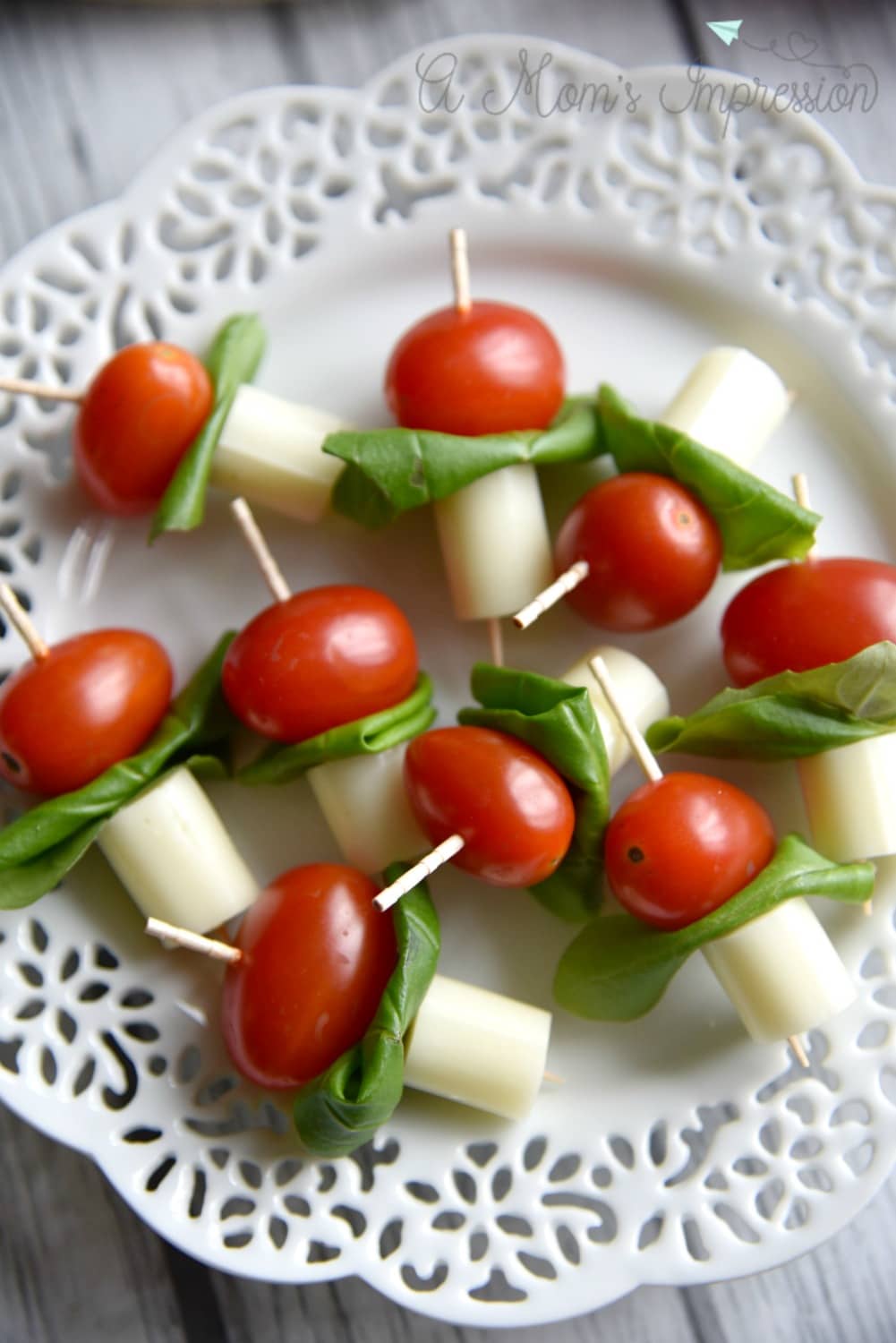 caprese salad appetizer skewers