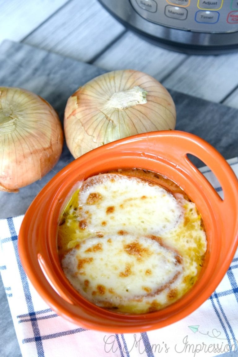 Instant Pot Vegetarian French Onion Soup