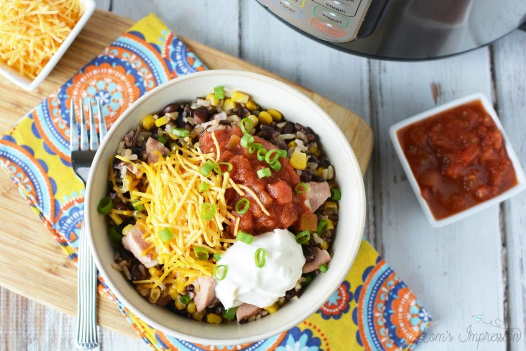 https://amomsimpression.com/wp-content/uploads/2018/06/chipotle-burrito-bowl-1024x683.jpg