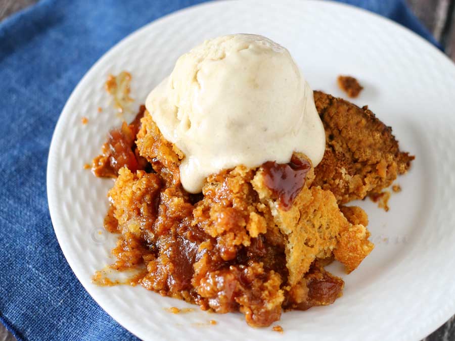 Caramel-Apple-Dump-Cake