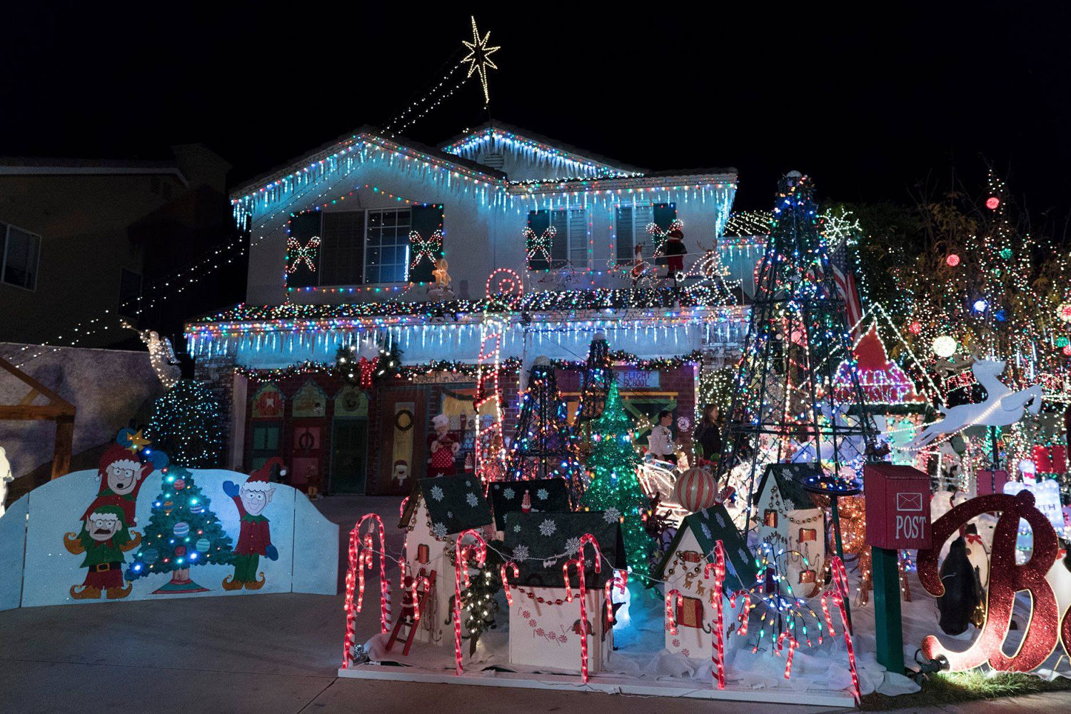 The Great Christmas Light Fight