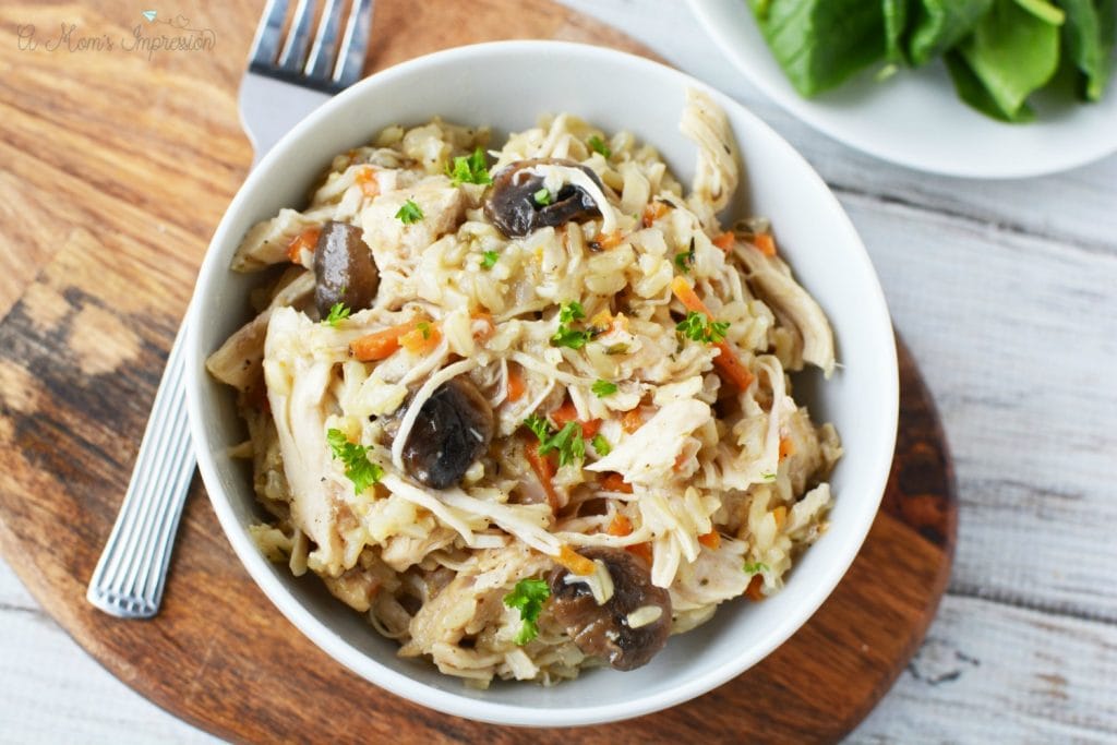 https://amomsimpression.com/wp-content/uploads/2019/05/Easy-Chicken-and-Rice-recipe-1024x683.jpg