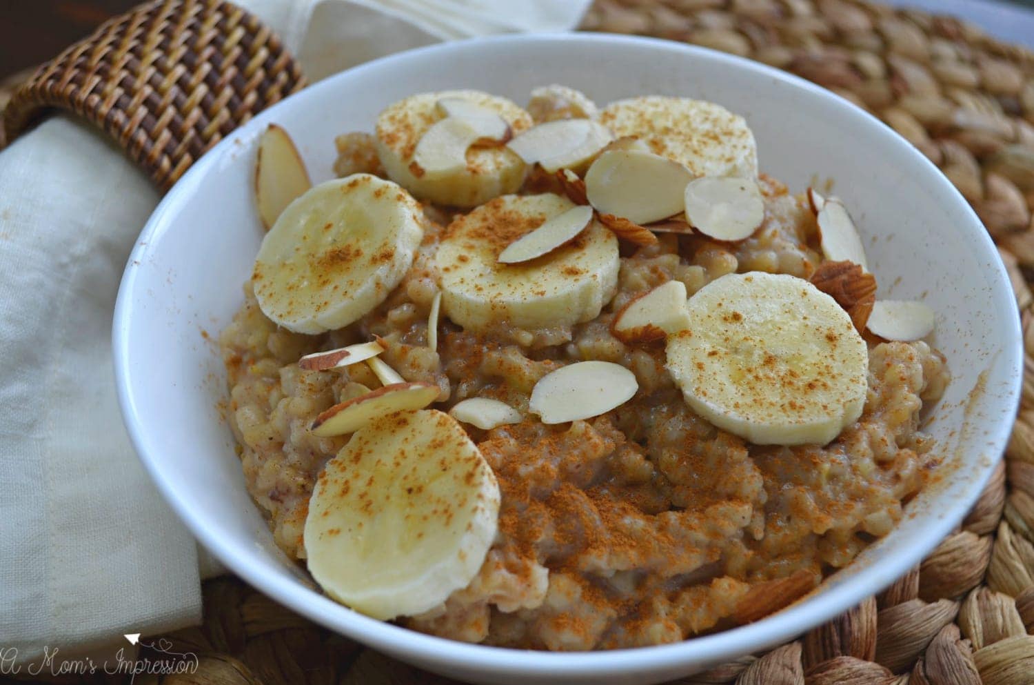 Easy Slow Cooker Oatmeal Recipe