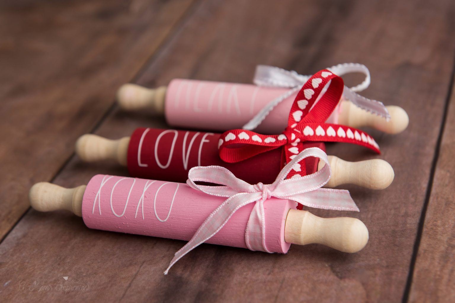 Mini Farmhouse Rolling Pins Valentines Day Cricut Craft A Moms Impression Recipes